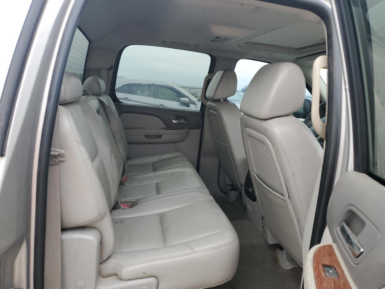 2007 GMC Sierra - Image 11