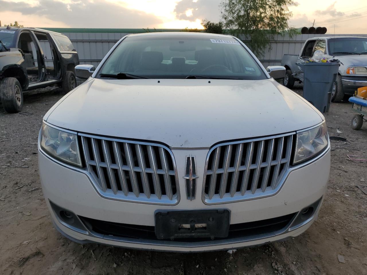 2011 Lincoln MKZ - Image 5