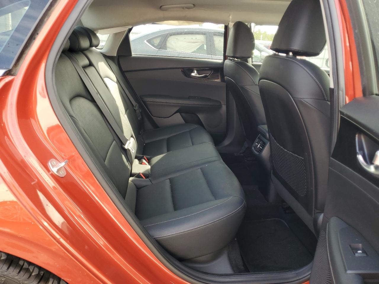 2019 Kia Forte - Image 10