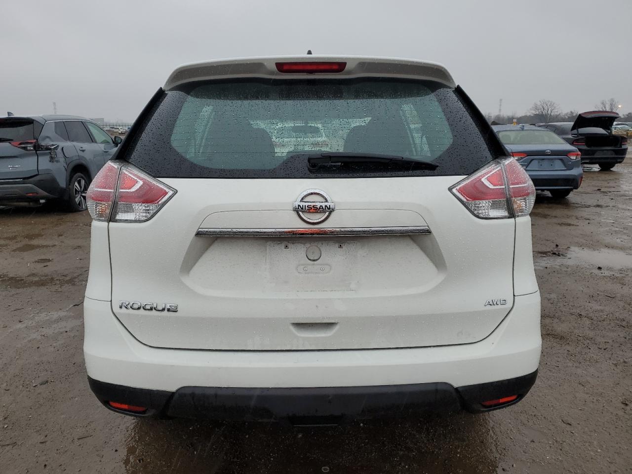 2015 Nissan Rogue - Image 6
