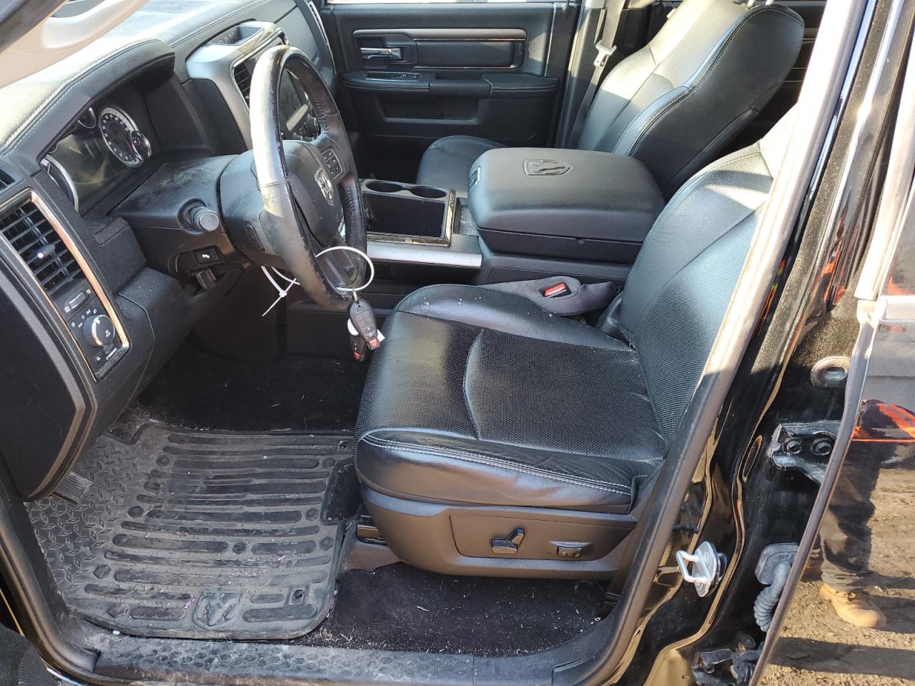 2014 RAM 1500 - Image 7
