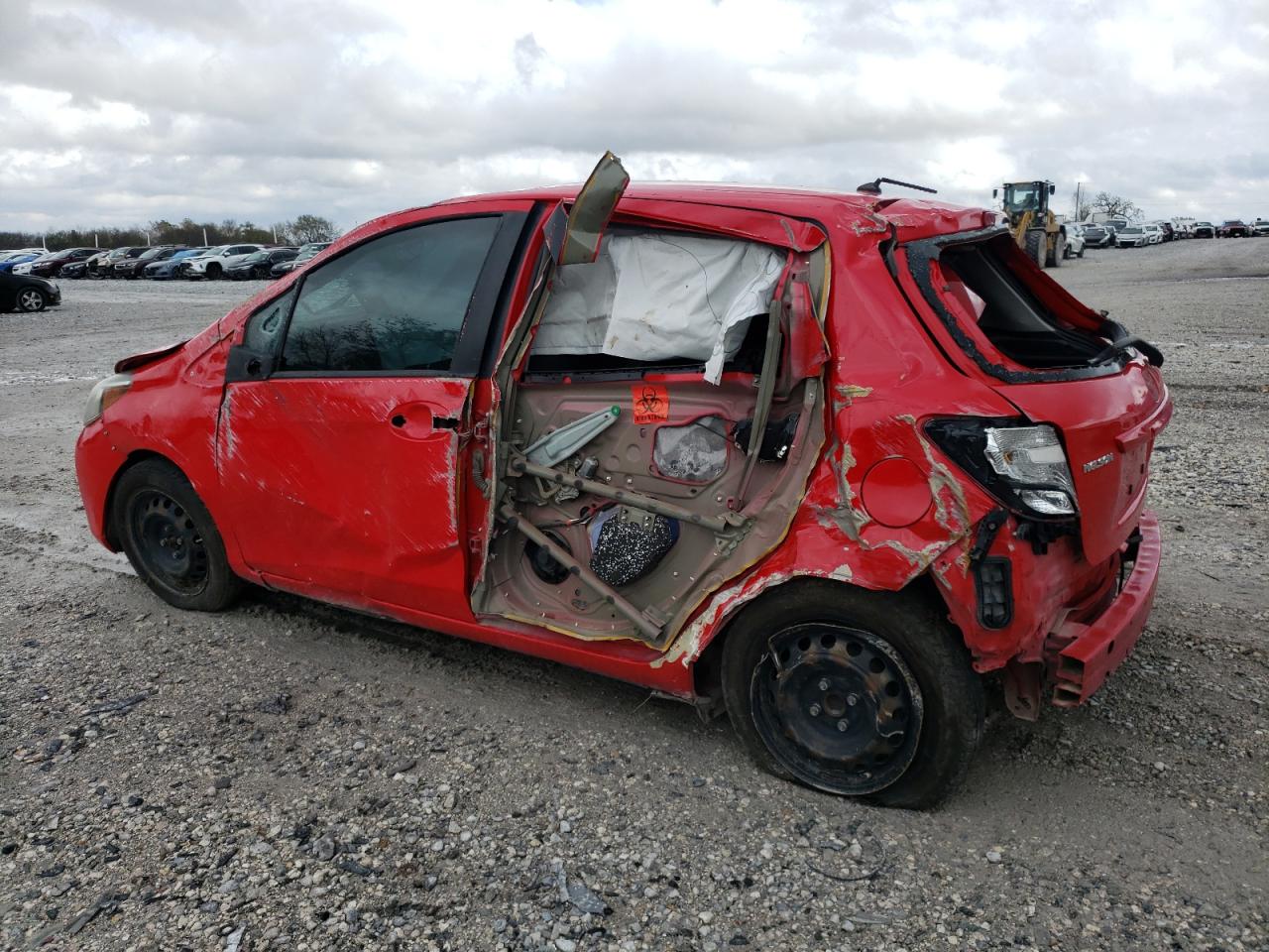 2016 Toyota Yaris - Image 2
