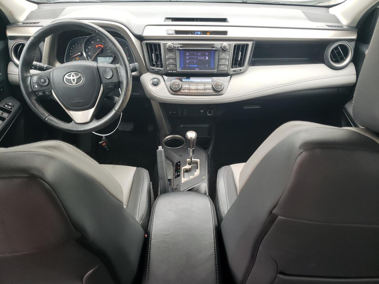 2013 Toyota RAV 4 - Image 8