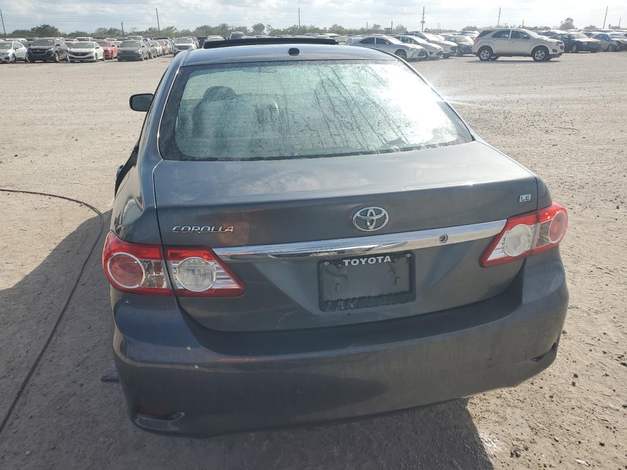 2011 Toyota Corolla Base VIN: 2T1BU4EE4BC560850 Lot: 79947504