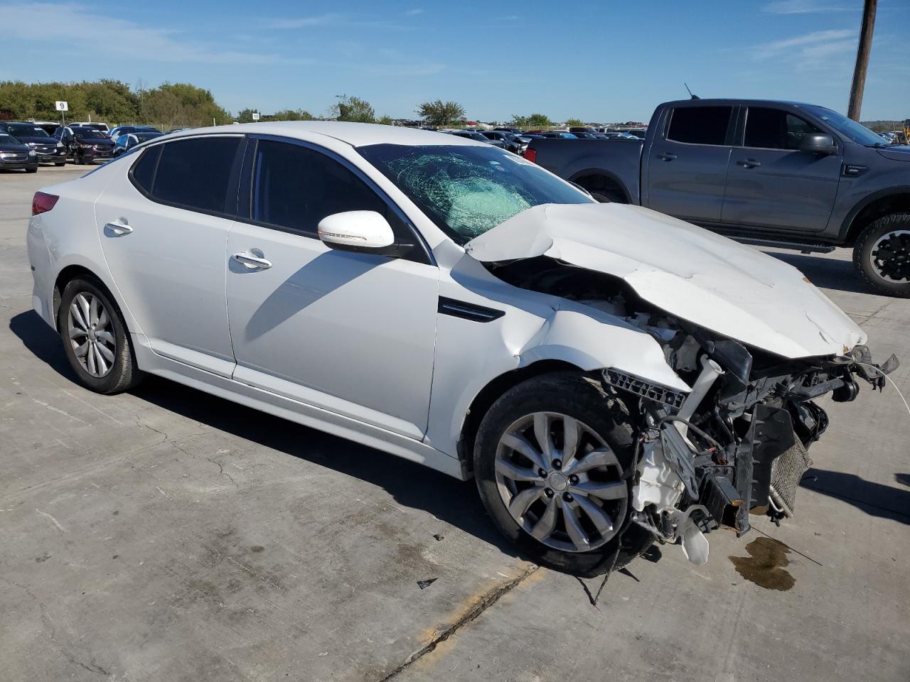 VIN 5XXGN4A71FG415788 2015 KIA OPTIMA no.4