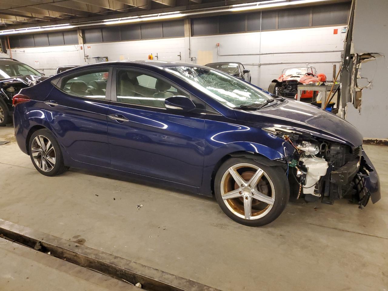 2014 Hyundai Elantra - Image 4