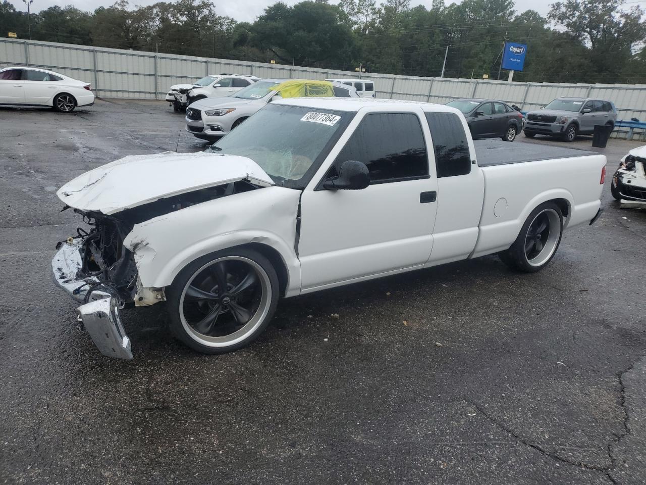 1998 Chevrolet S-10 Pickup - Image 1