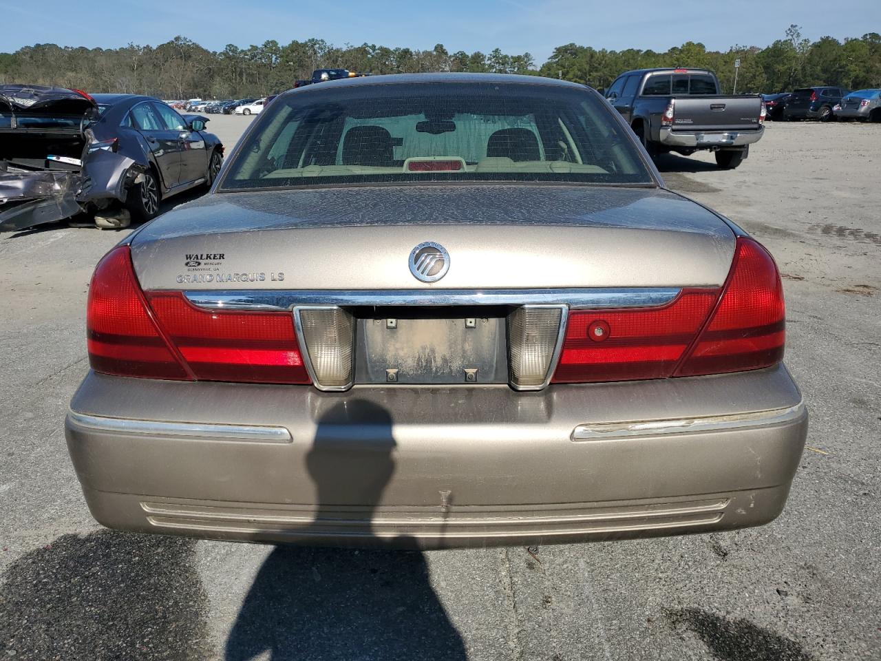 2004 Mercury Grand Marquis Ls VIN: 2MEFM75W54X637363 Lot: 81036724