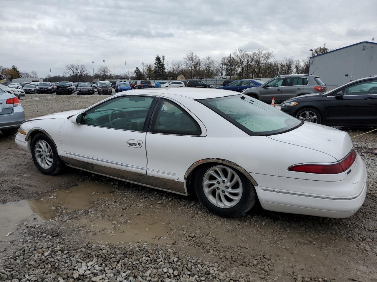 1995 Lincoln Mark Viii Base VIN: 1LNLM91V5SY630225 Lot: 81859764