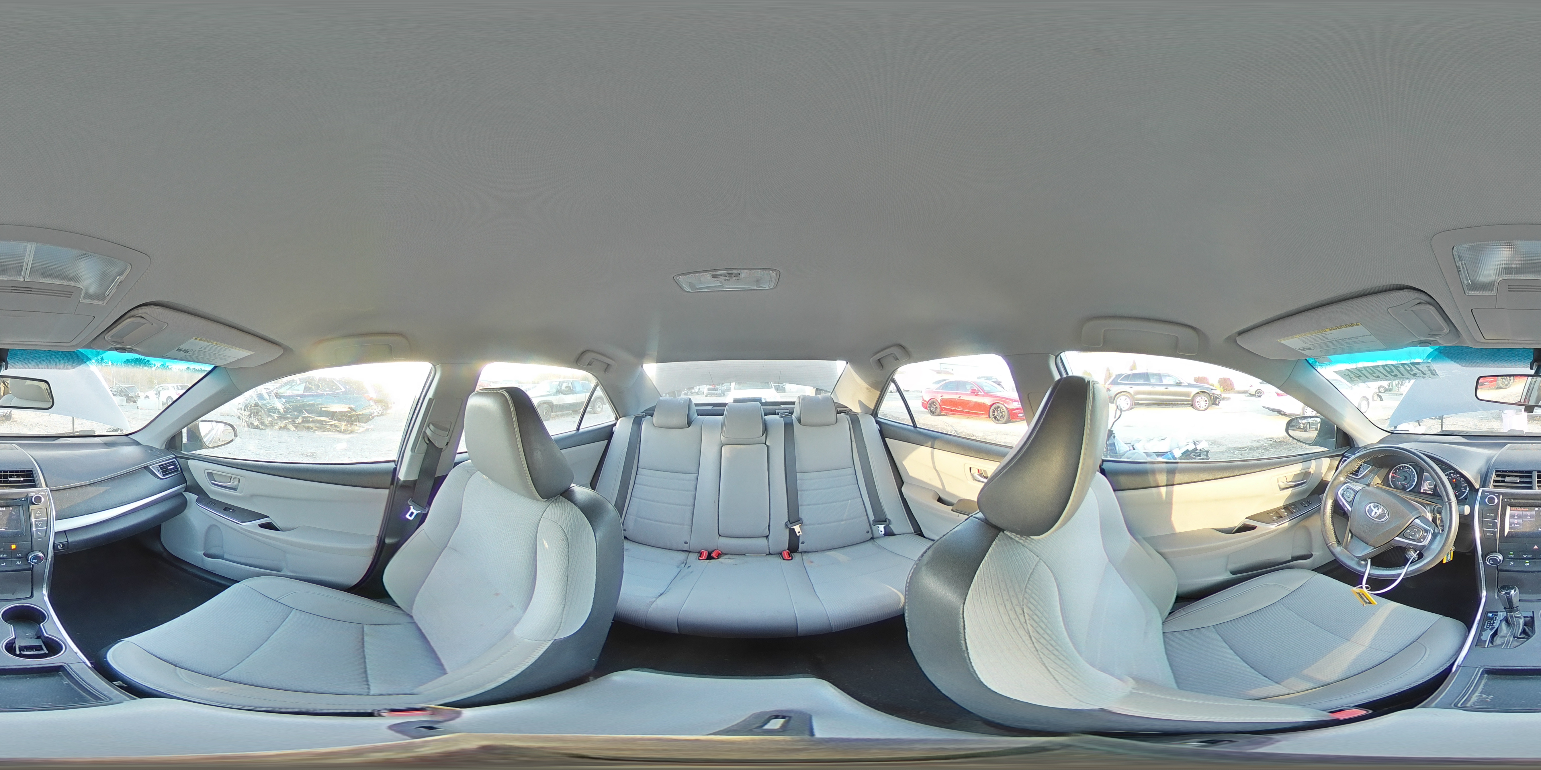 2016 Toyota Camry - Image 14