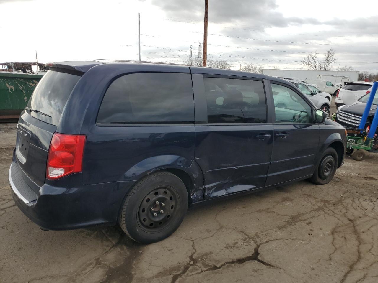 2014 Dodge Caravan - Image 3