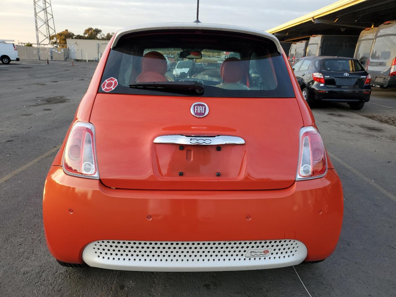 2015 Fiat 500 Electric VIN: 3C3CFFGE5FT585805 Lot: 81520364