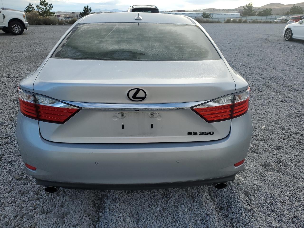 2014 Lexus ES - Image 6