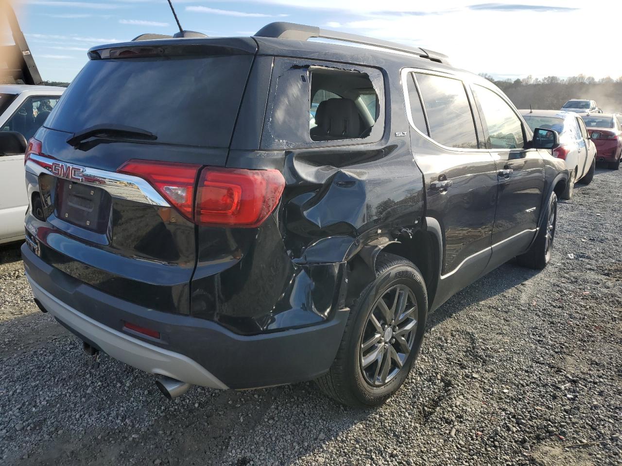 2017 GMC Acadia - Image 3