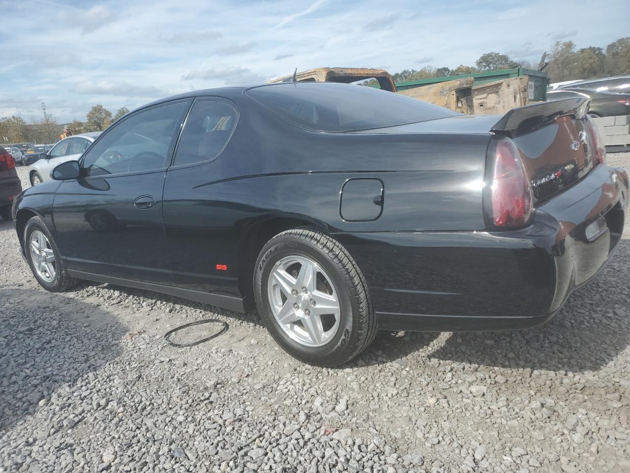 2005 Chevrolet Monte Carlo - Image 2