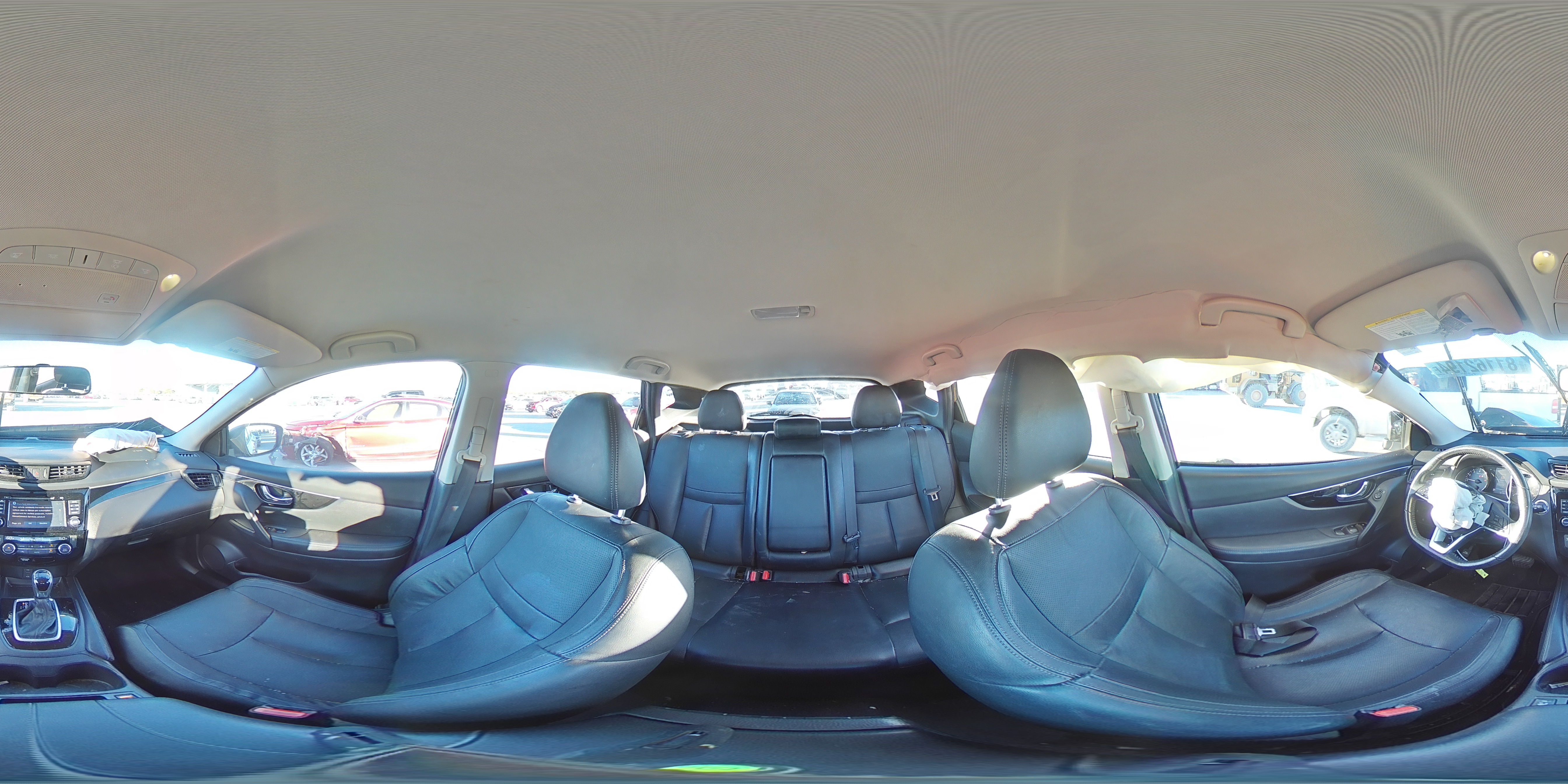 2017 Nissan Rogue - Image 14