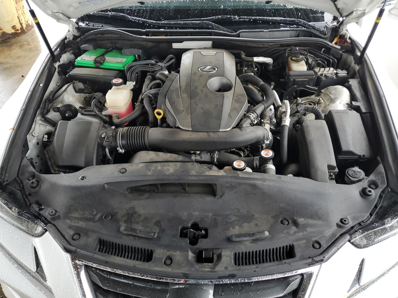 2018 Lexus IS - Image 12