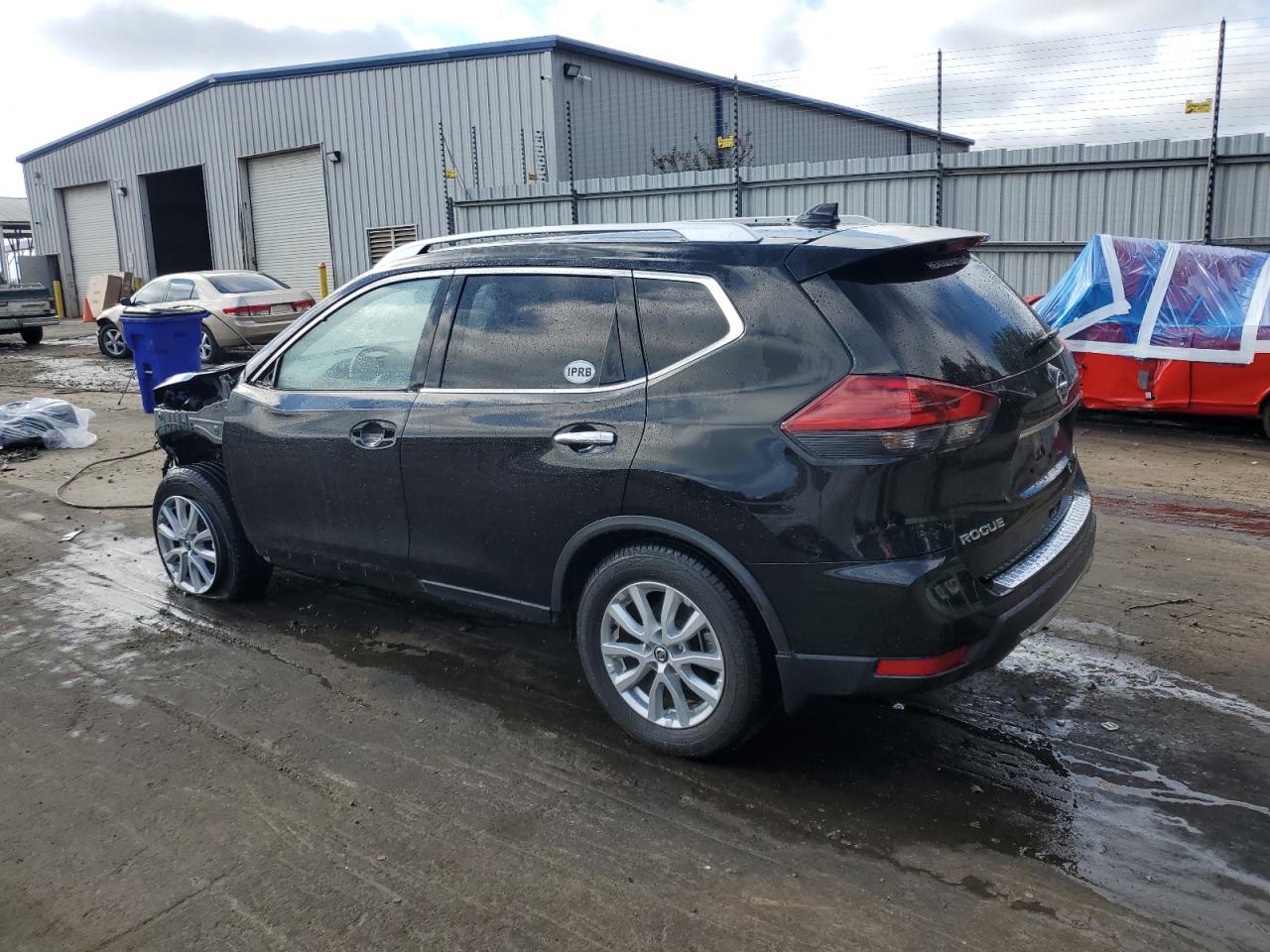 2019 Nissan Rogue - Image 2