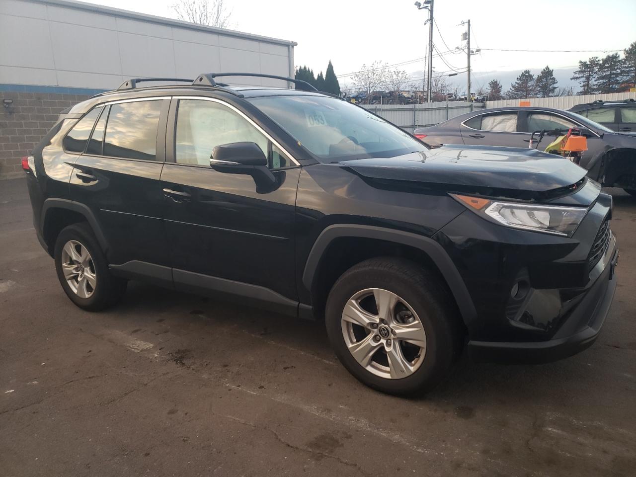 2021 Toyota RAV 4 - Image 4