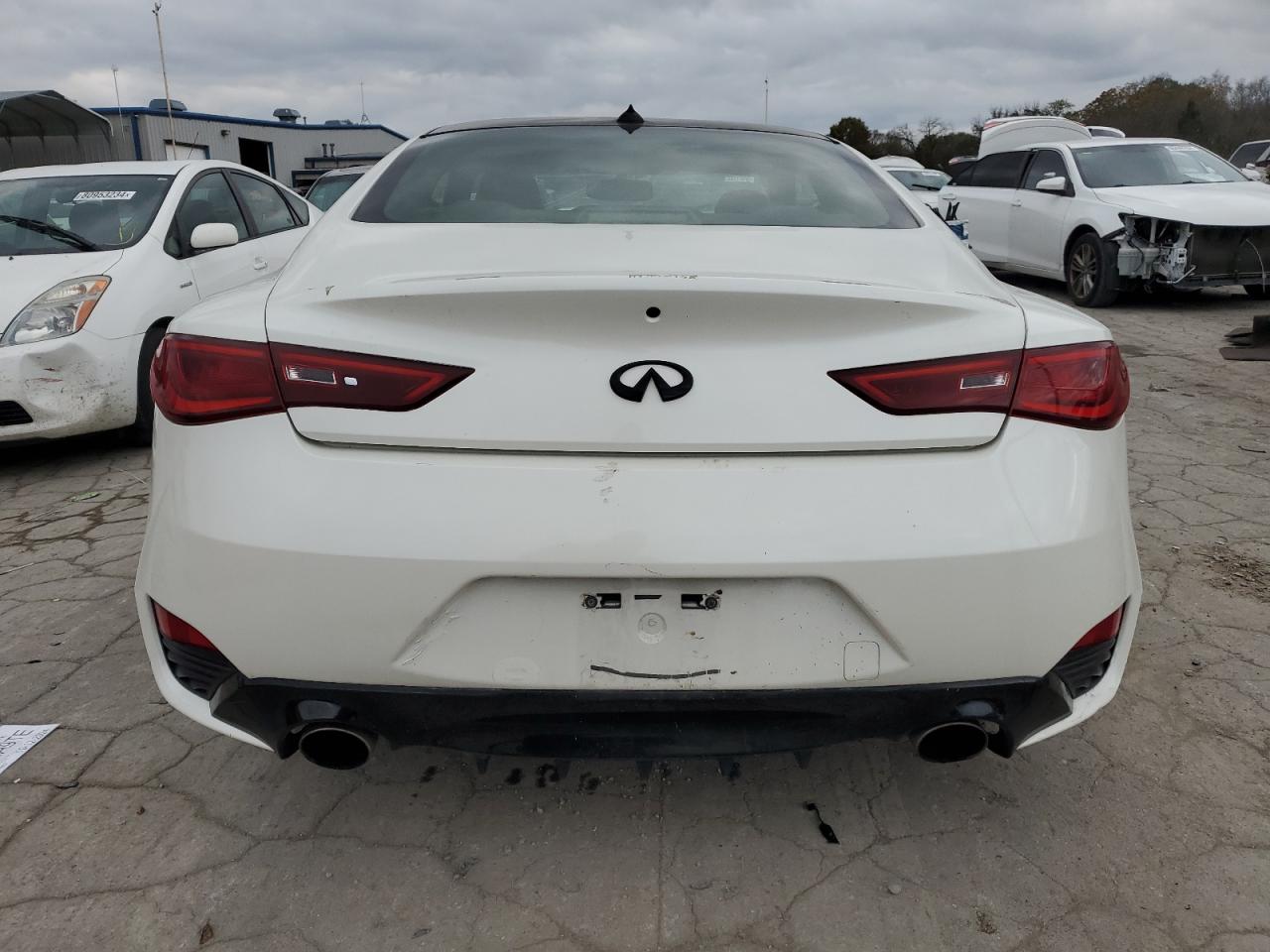 2018 Infiniti Q60 - Image 6