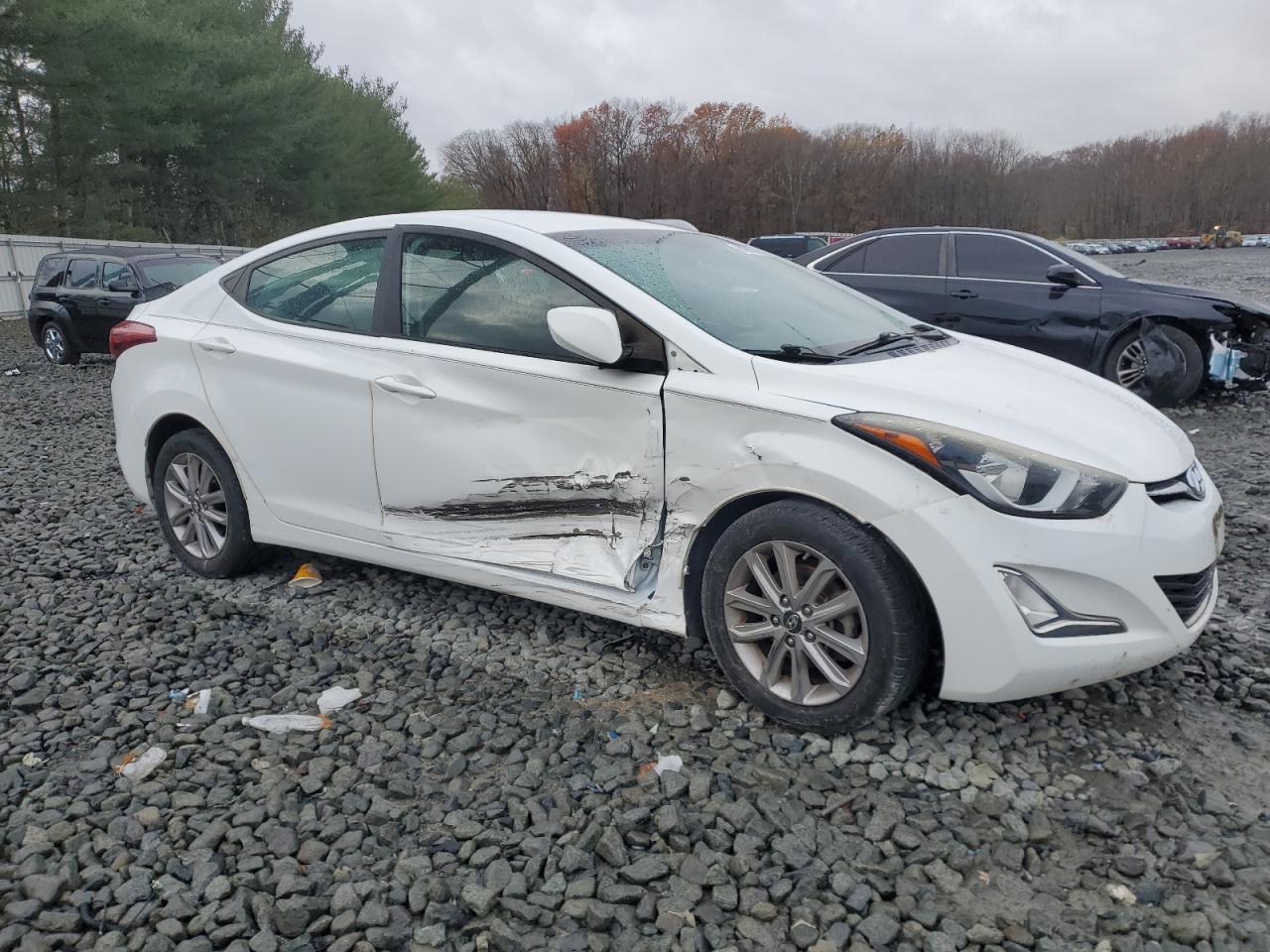 2014 Hyundai Elantra - Image 4