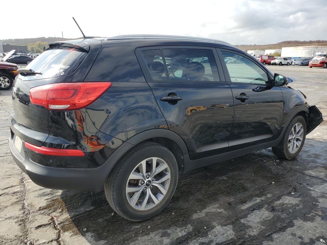 2016 Kia Sportage - Image 3