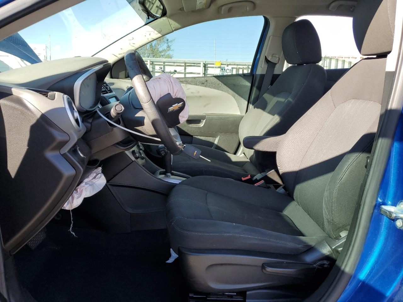2017 Chevrolet Sonic - Image 7