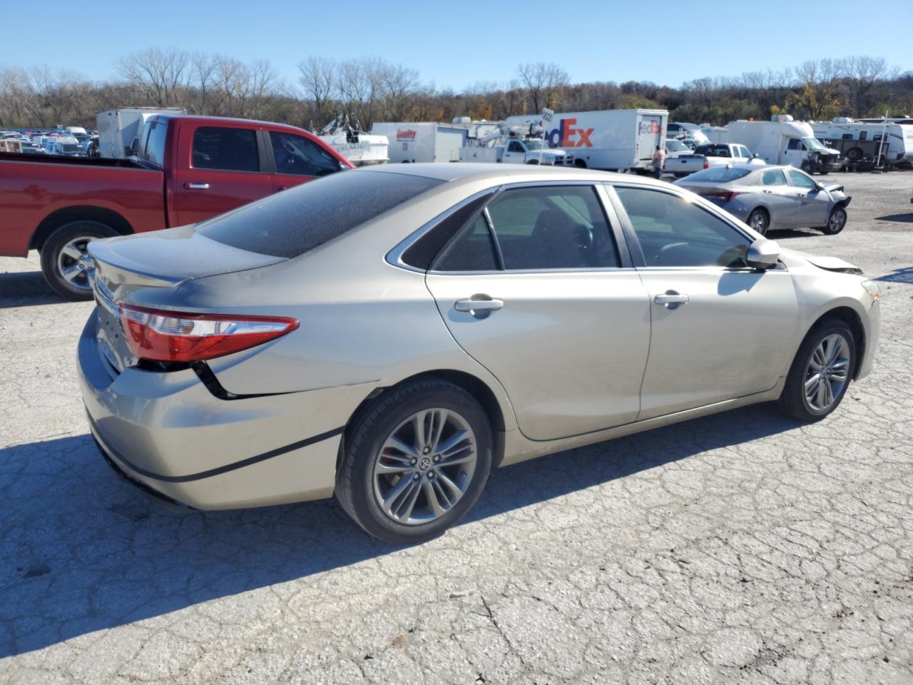 2015 Toyota Camry - Image 3
