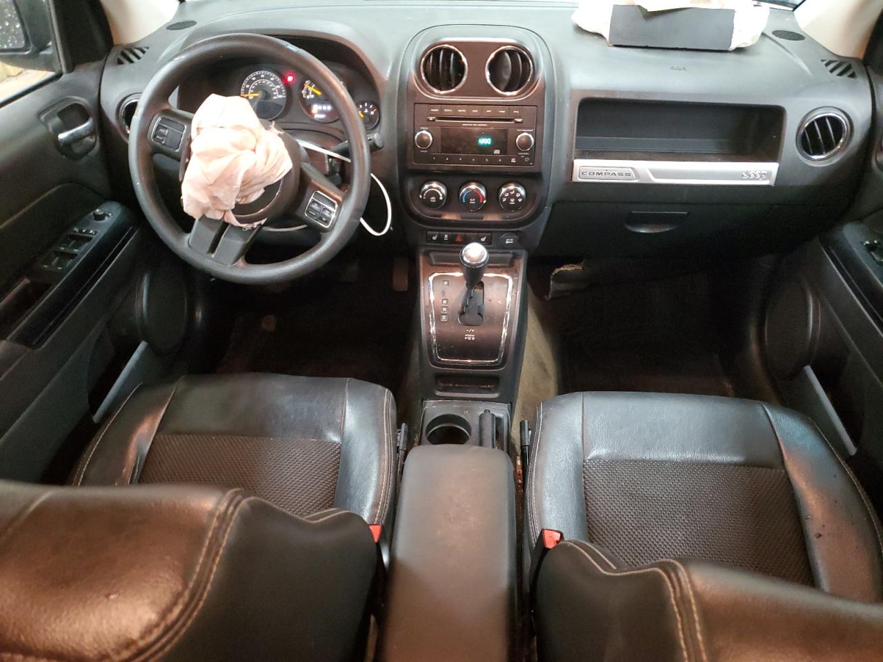 2015 Jeep Compass - Image 8