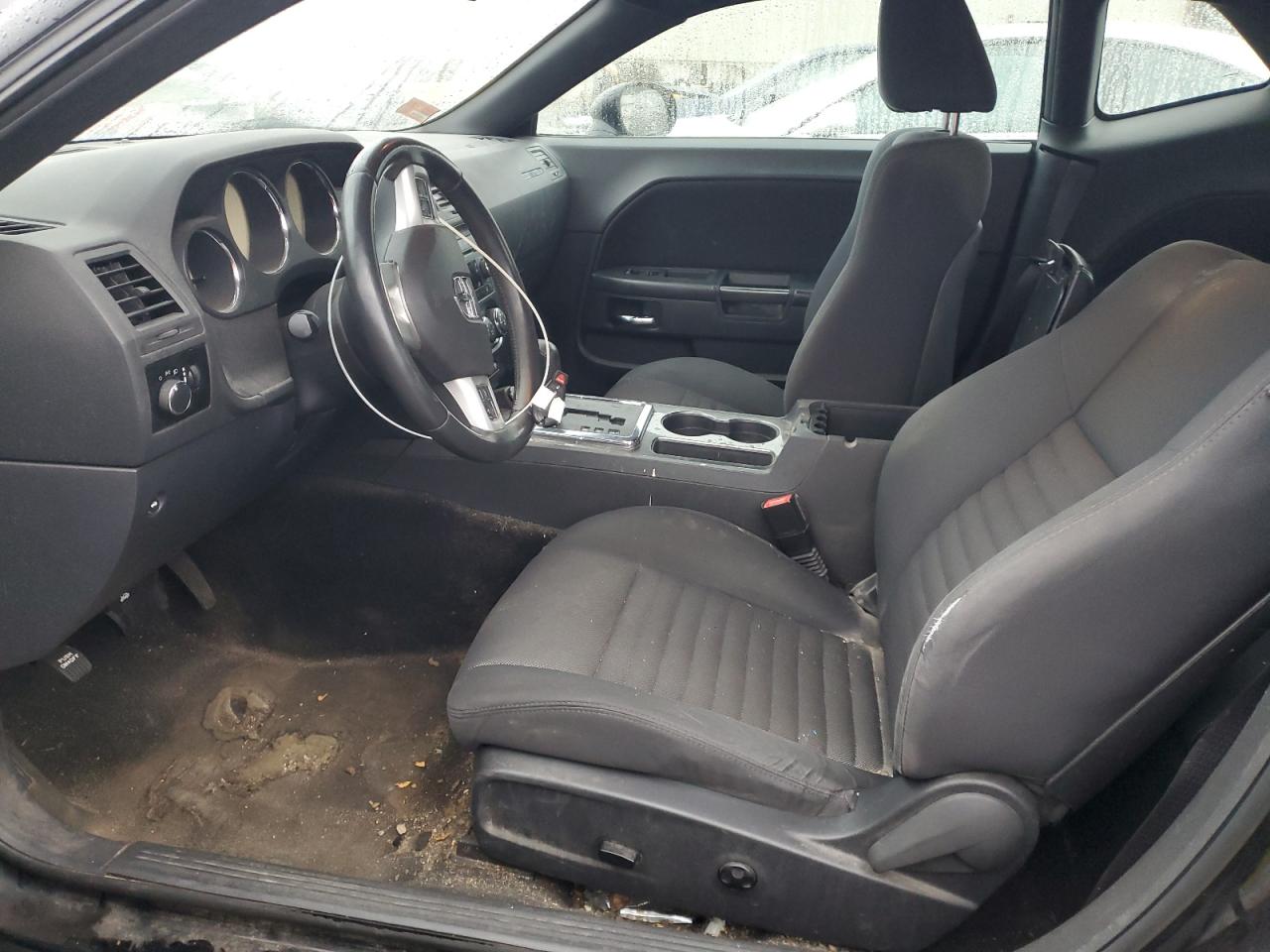 2013 Dodge Challenger - Image 7