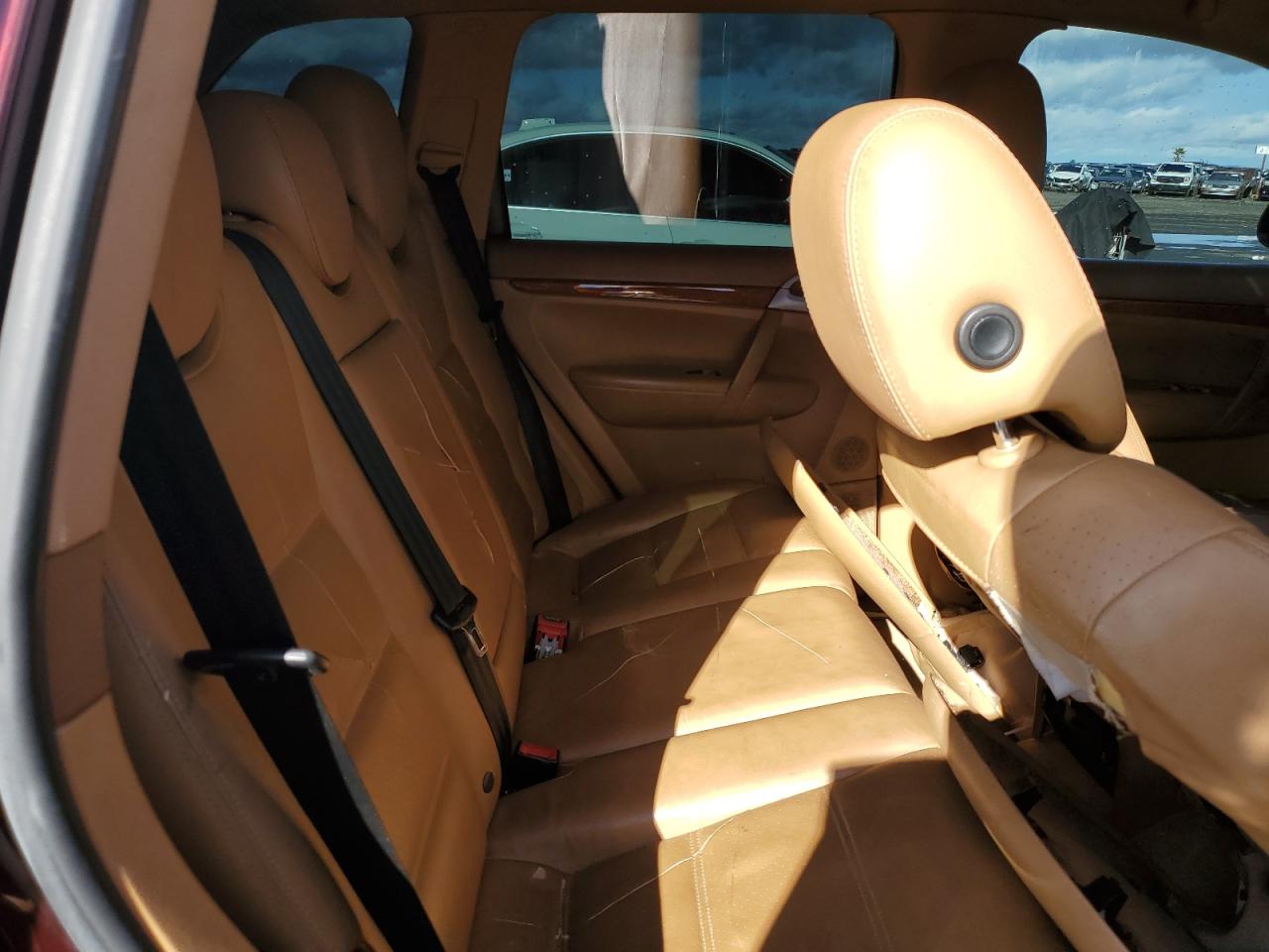 2005 Porsche Cayenne VIN: WP1AA29P35LA23242 Lot: 80140404