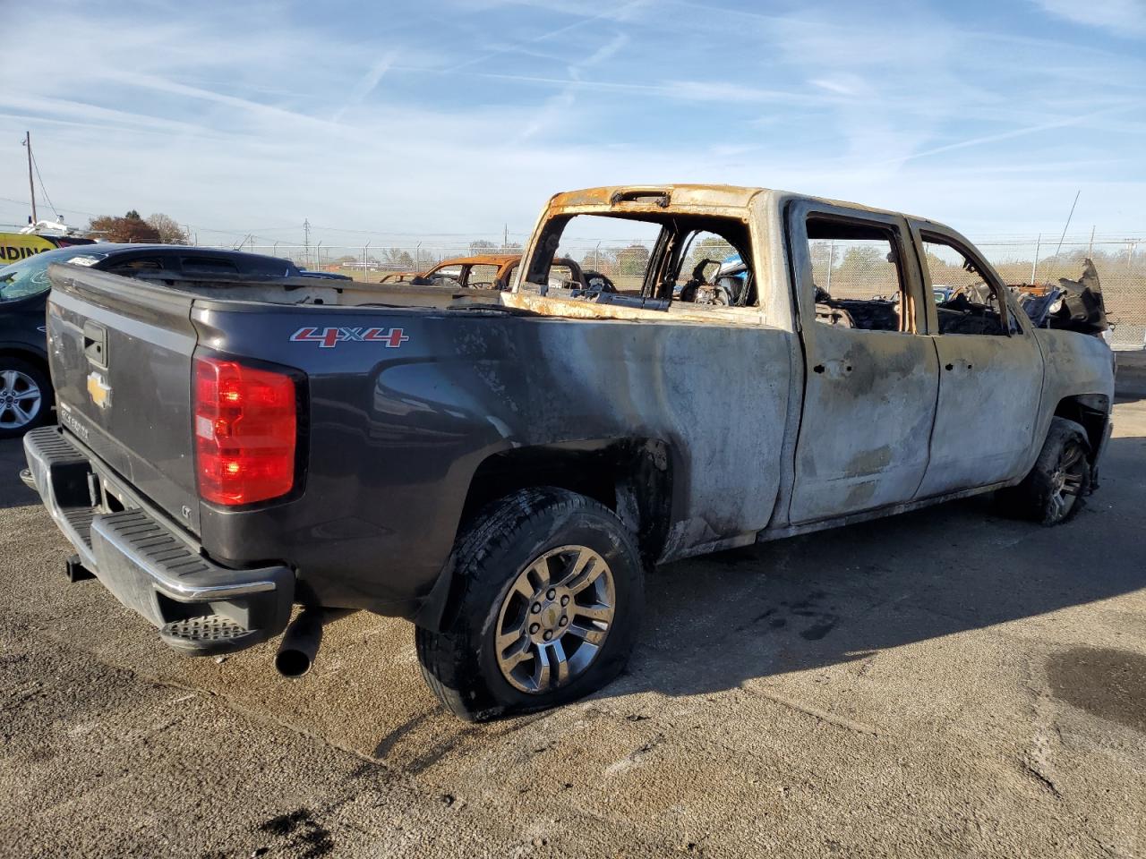 2016 Chevrolet Silverado - Image 3