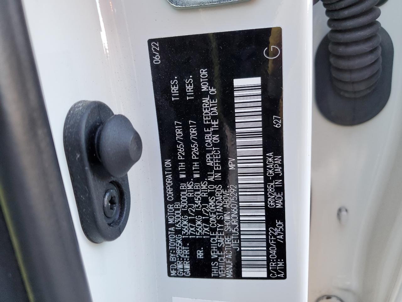 2022 Toyota 4Runner - Image 15