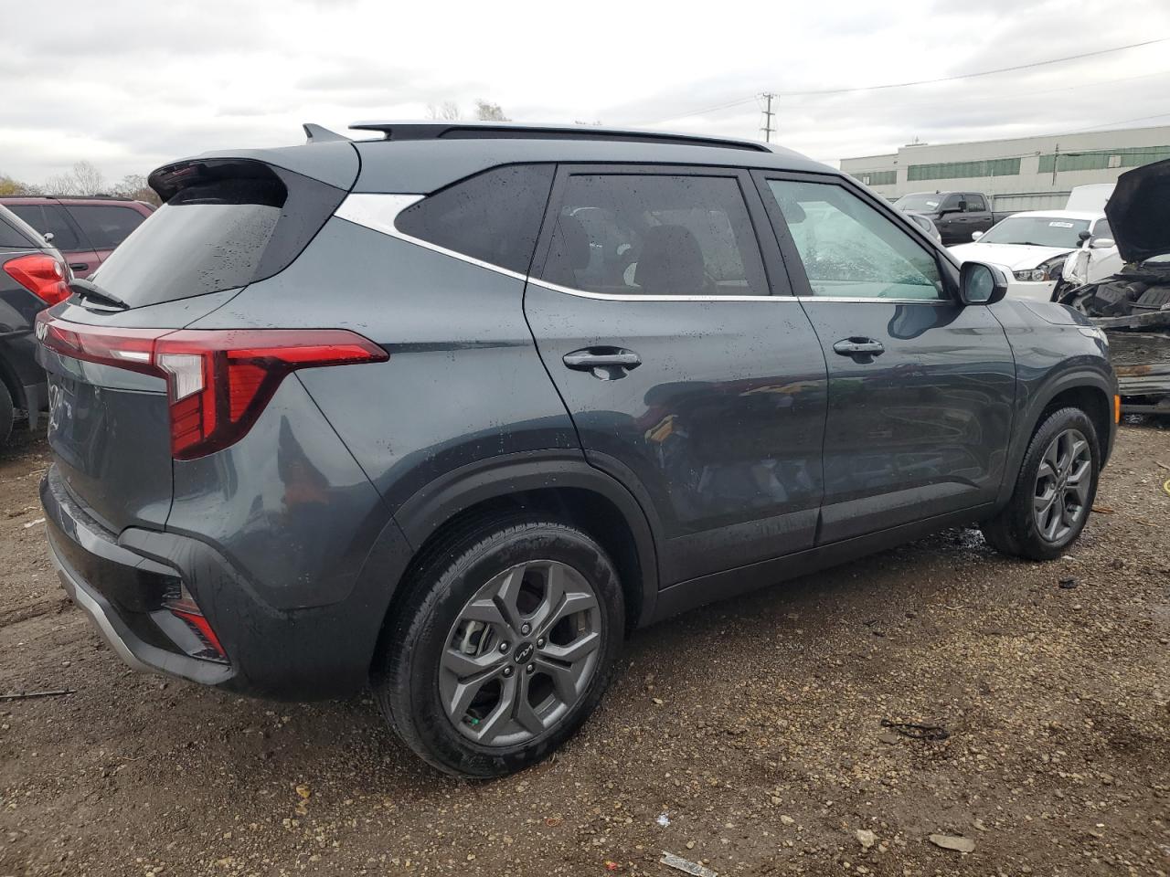 2024 Kia Seltos - Image 3