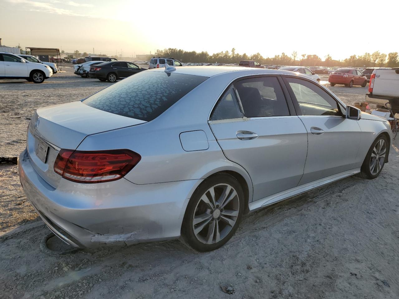 2015 Mercedes-Benz E-klasse - Image 3