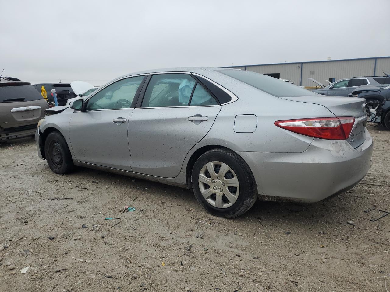 2015 Toyota Camry - Image 2