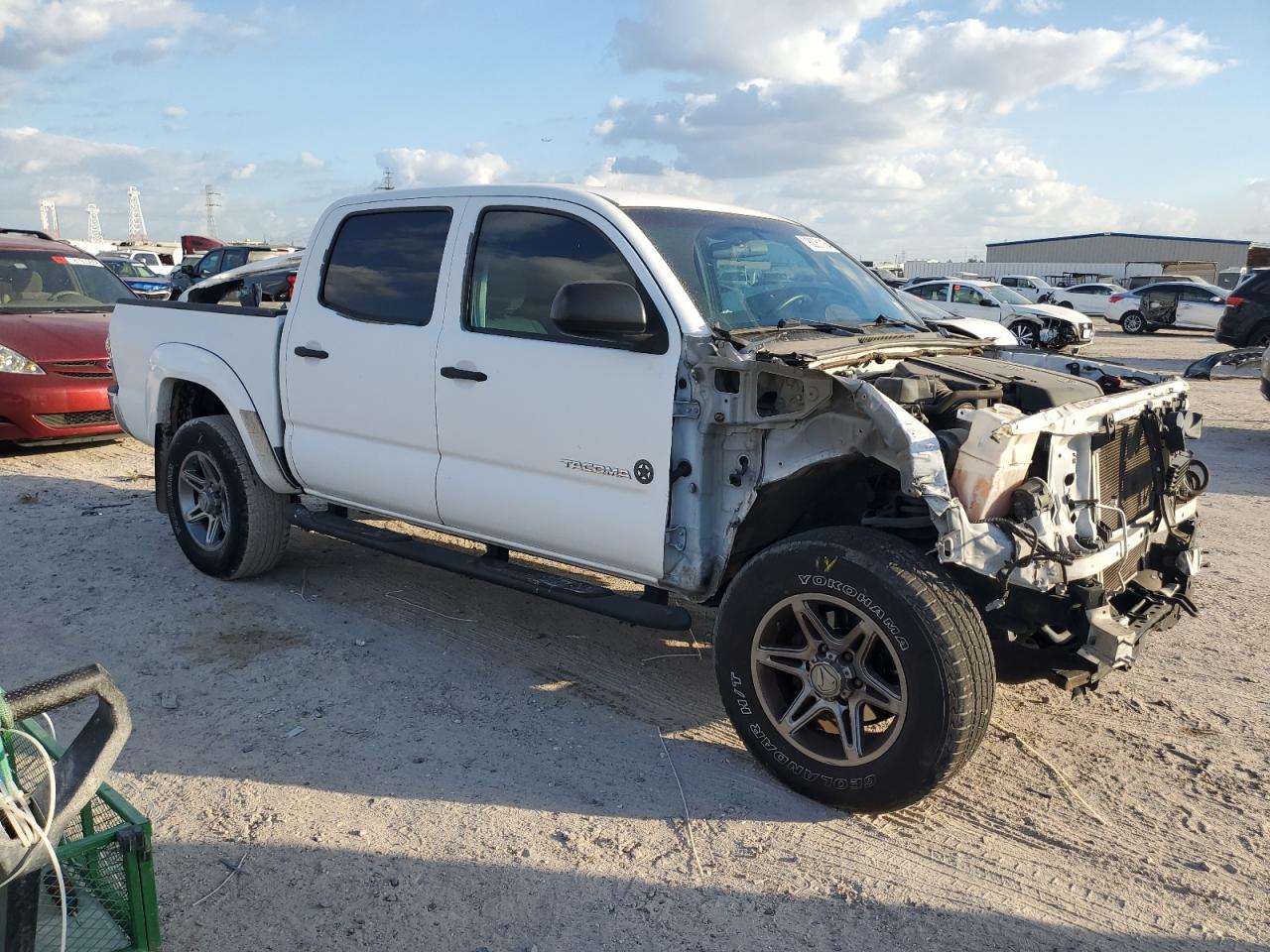 VIN 3TMJU4GN7EM158213 2014 TOYOTA TACOMA no.4