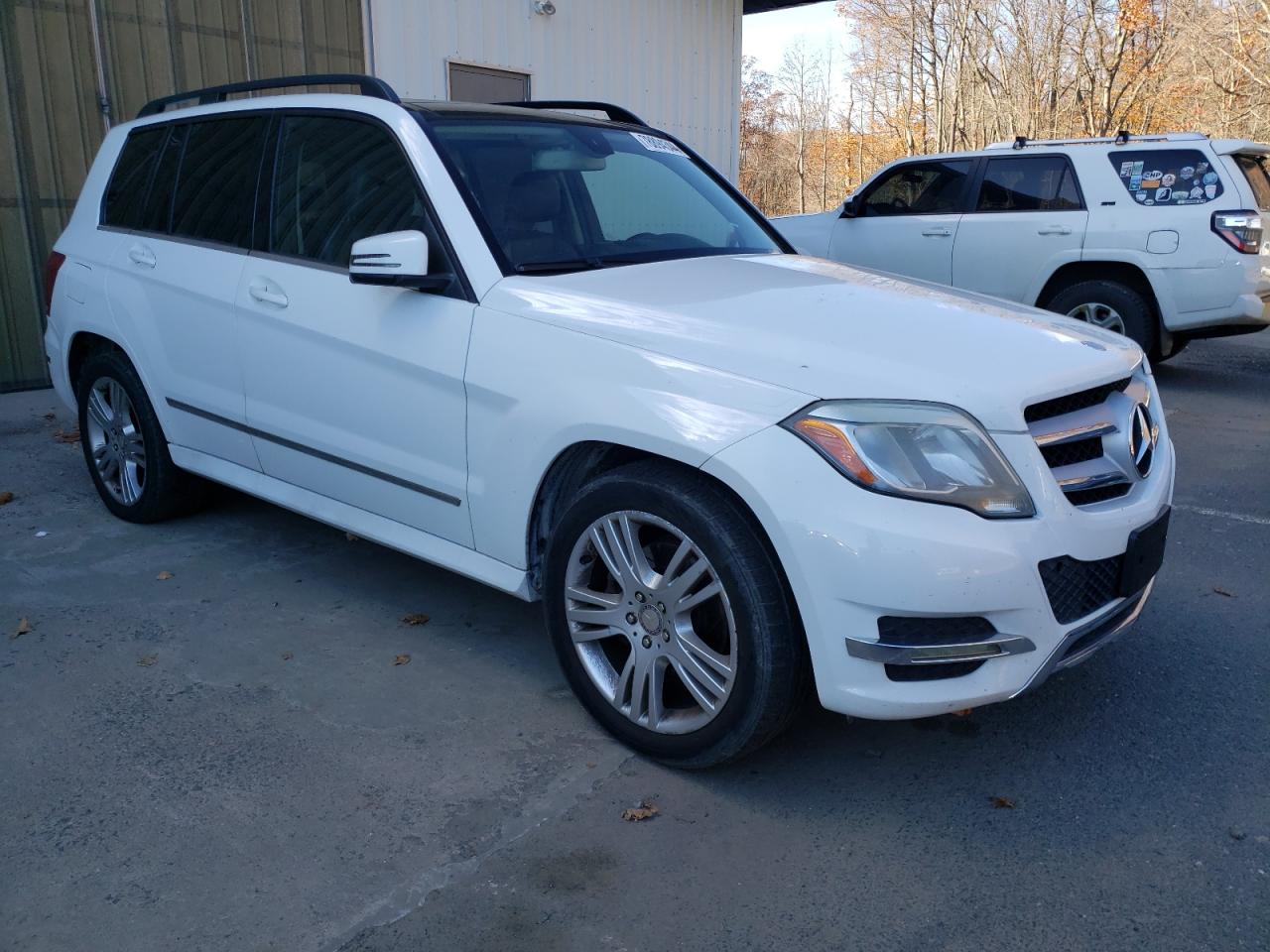 VIN WDCGG8JB1DG073314 2013 MERCEDES-BENZ GLK-CLASS no.4