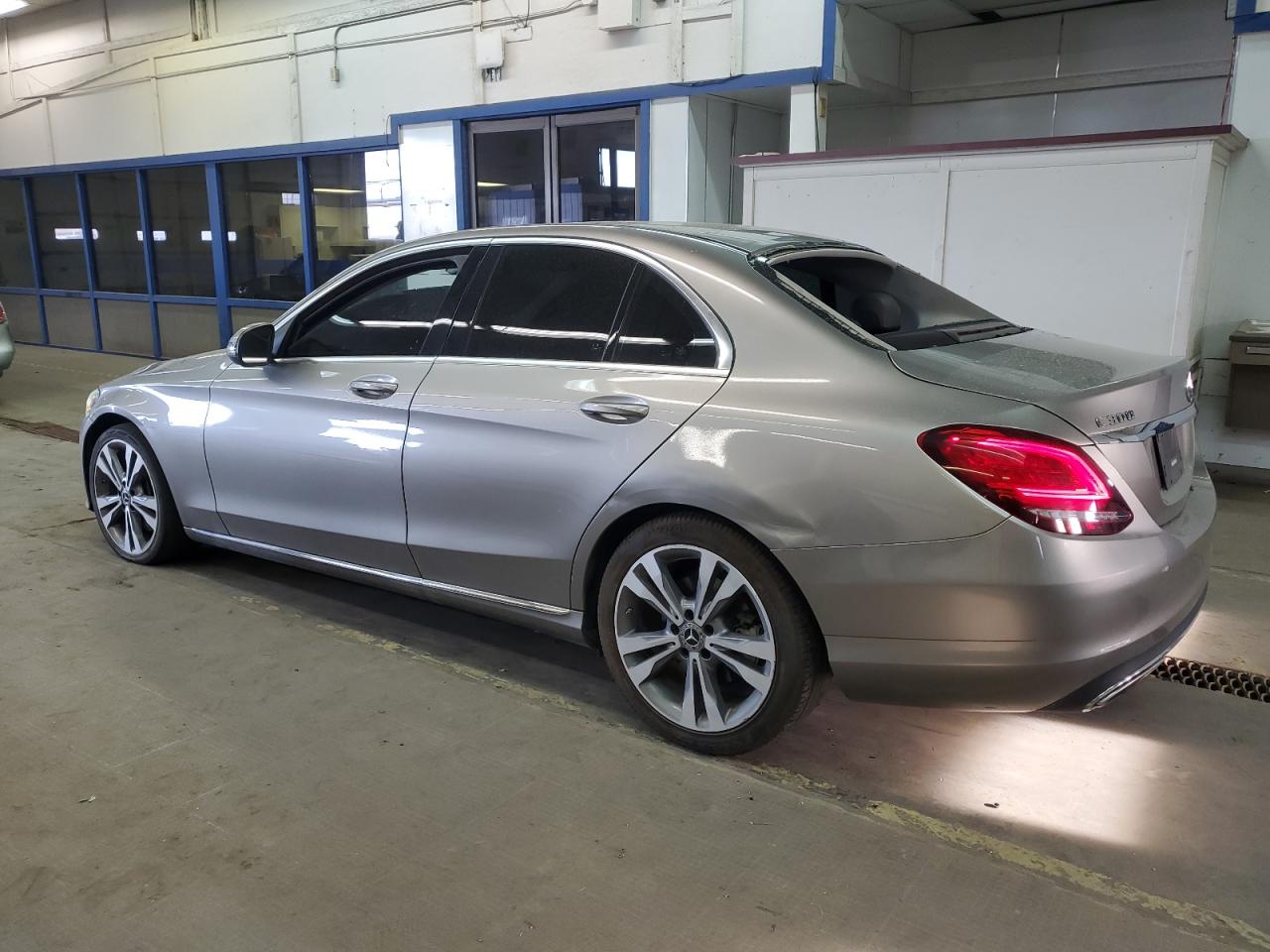 VIN 55SWF8DB6KU310398 2019 MERCEDES-BENZ C-CLASS no.2