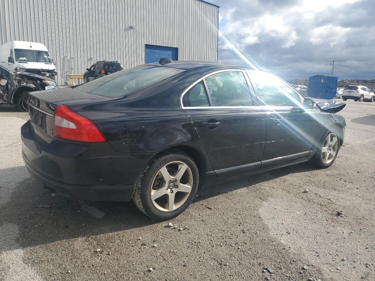 2009 Volvo S80 - Image 3