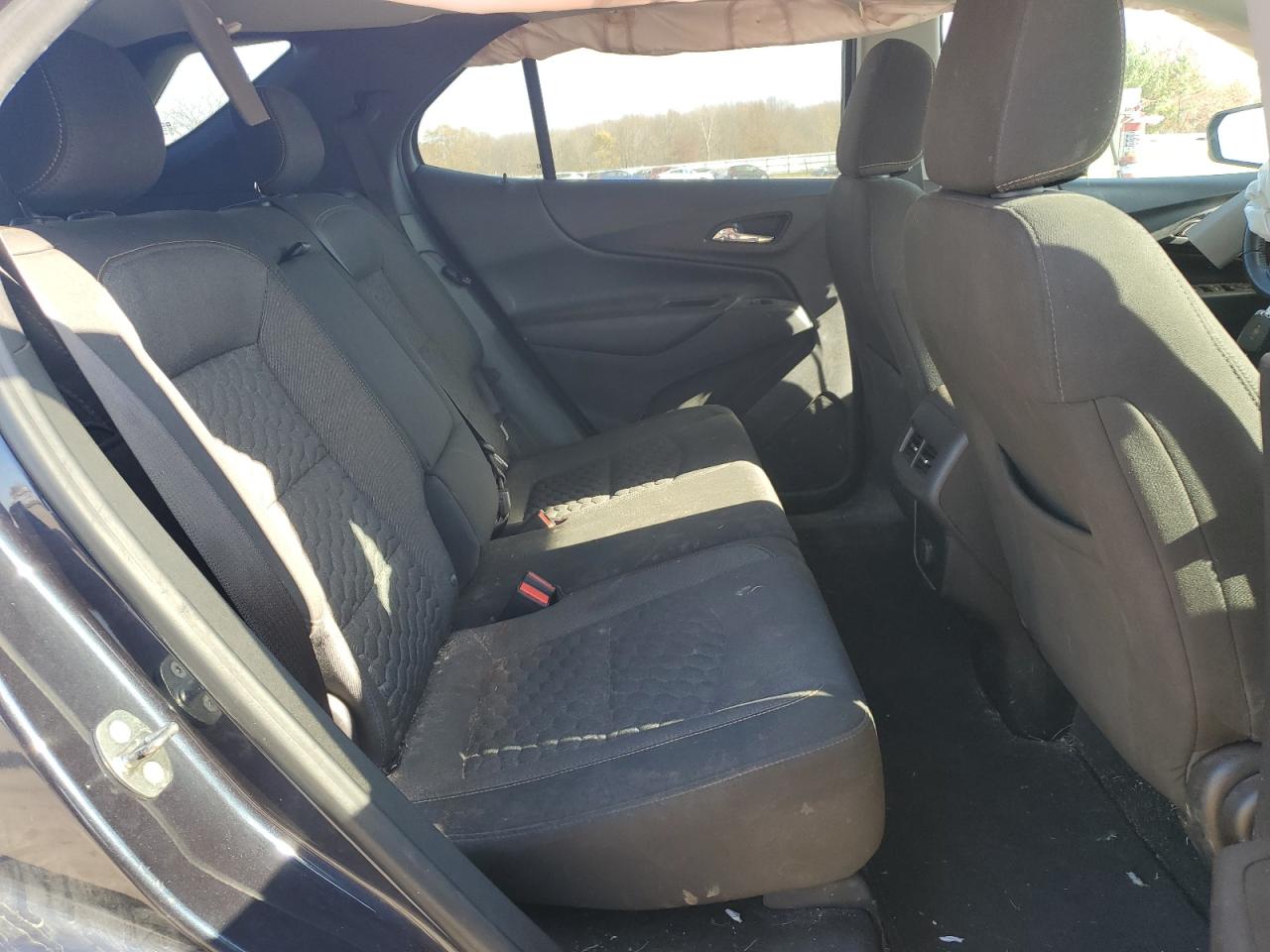 2018 Chevrolet Equinox - Image 11