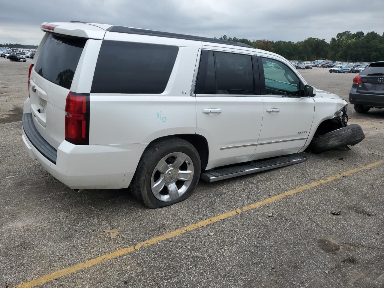 2018 Chevrolet Tahoe - Image 3