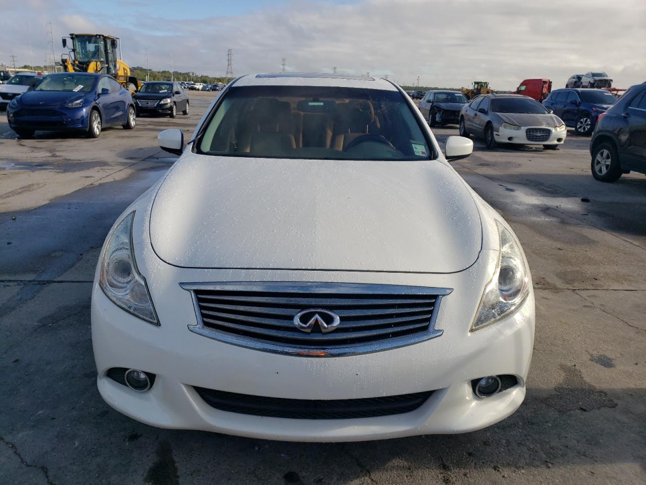 VIN JN1CV6AR7FM521252 2015 INFINITI Q40 no.5