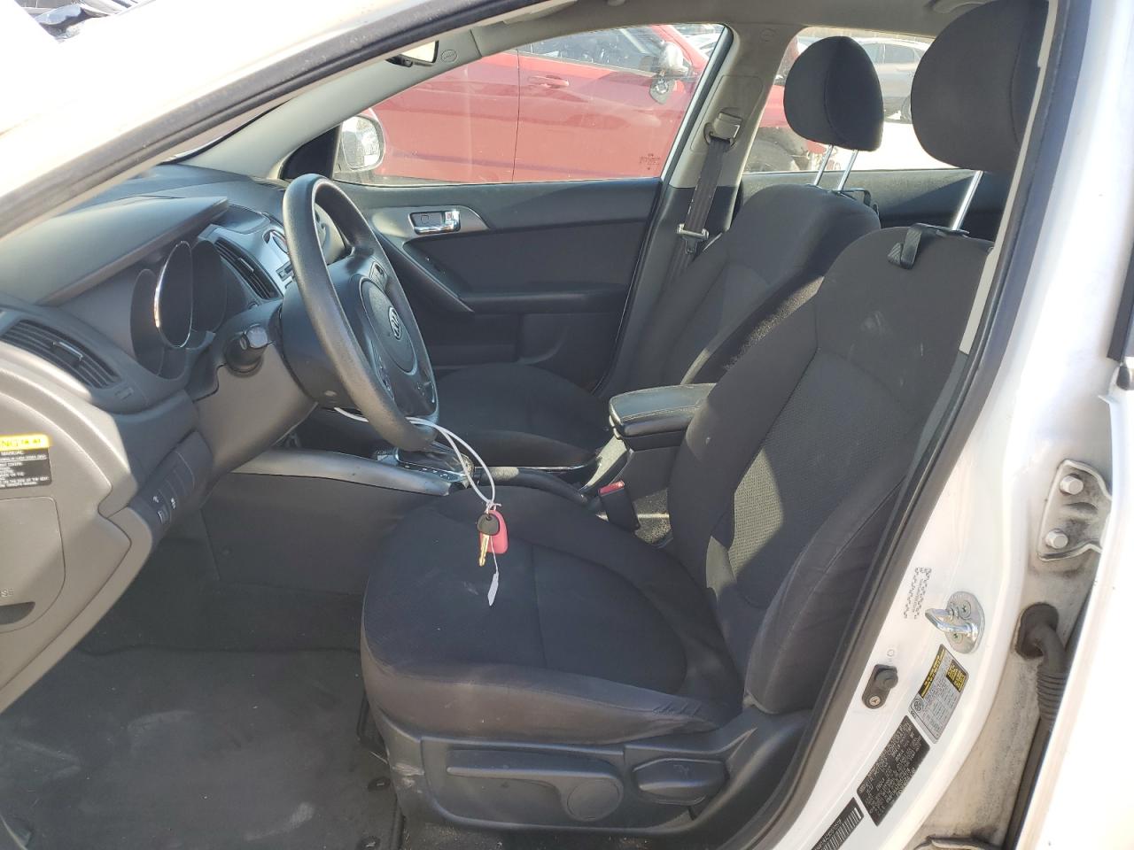 2013 Kia Forte - Image 7