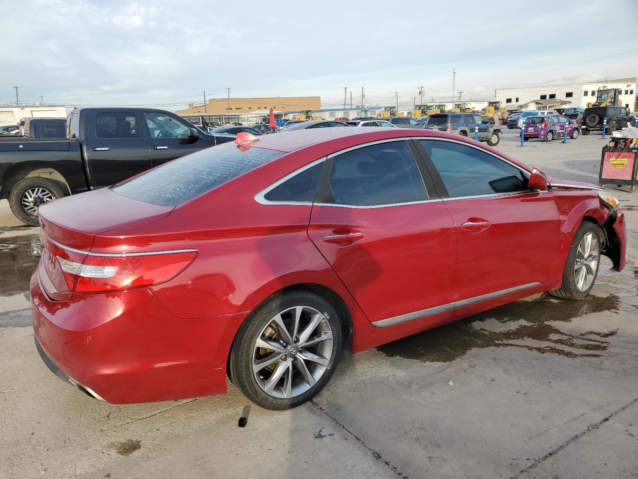 2016 Hyundai Azera - Image 3