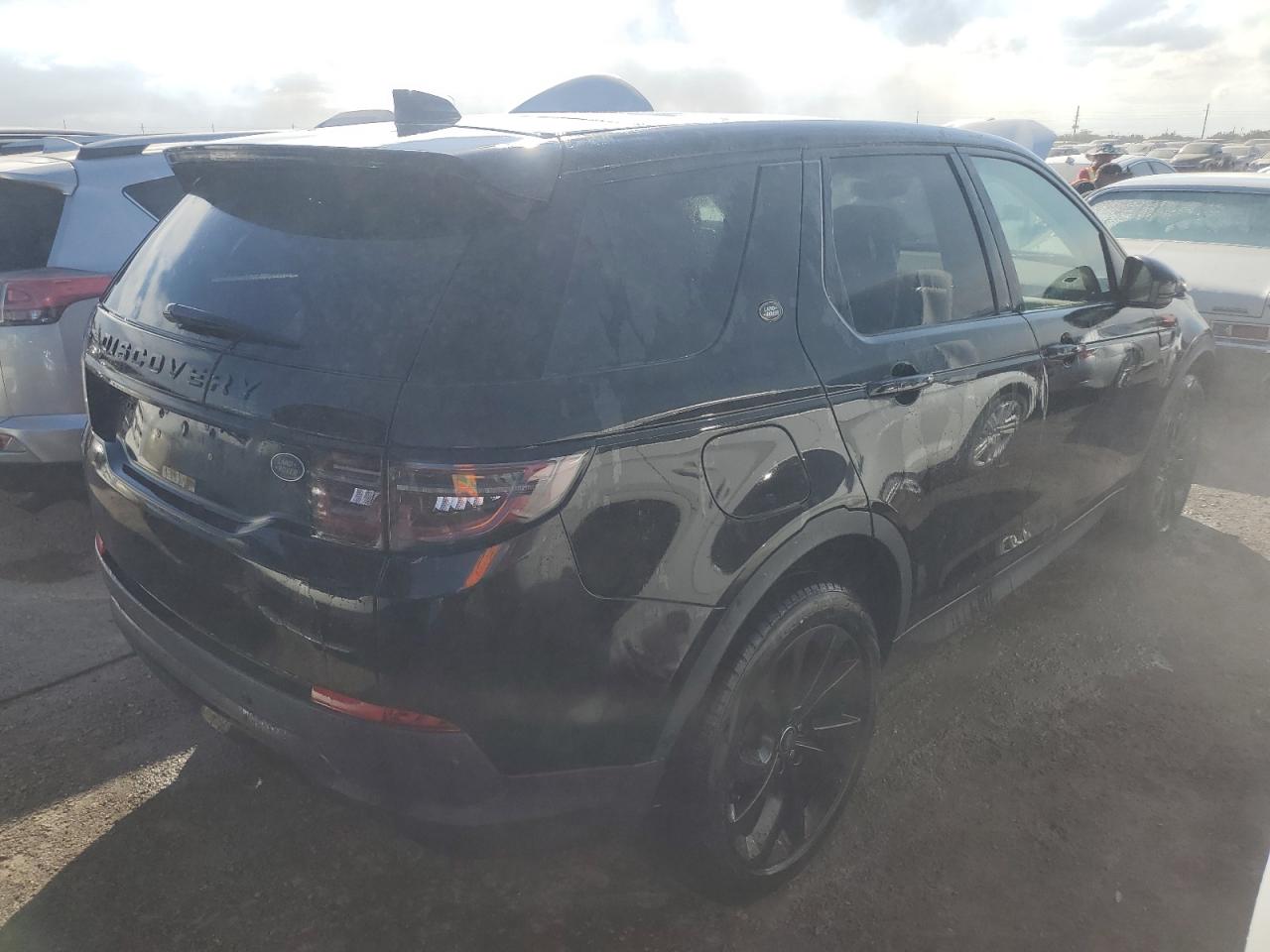 2021 Land Rover Discovery - Image 3