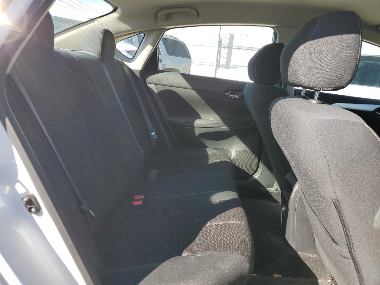 2017 Nissan Sentra - Image 10