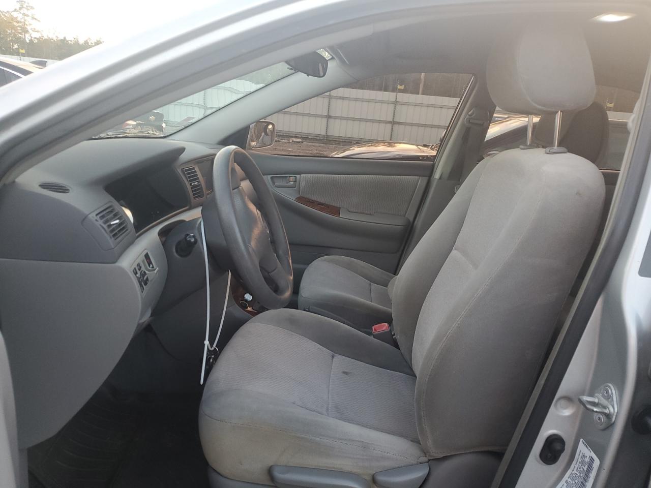 2005 Toyota Corolla - Image 7