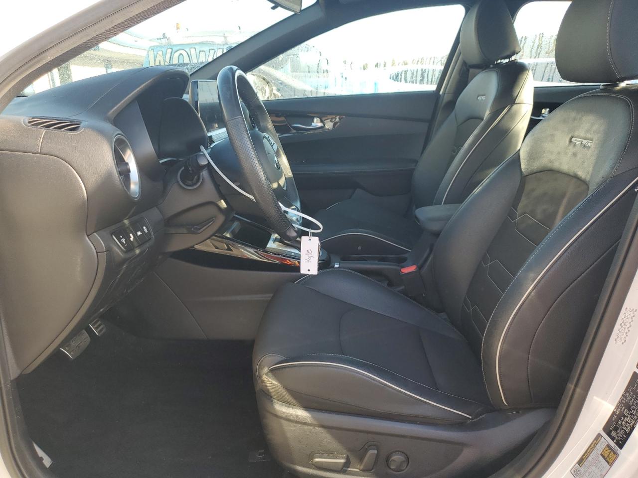 2021 Kia Forte - Image 7