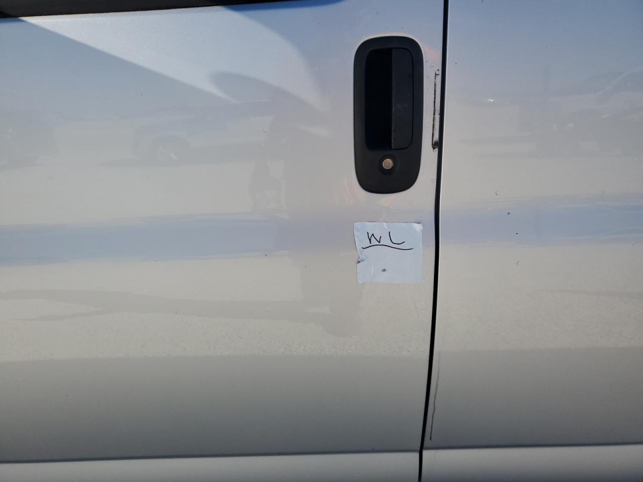 2017 Chevrolet Express - Image 14